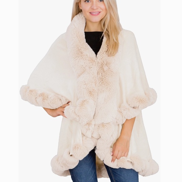 Nu Shuz Luxury Layered Beige Faux Fur Collared Cape Coat One Size - Picture 2 of 5